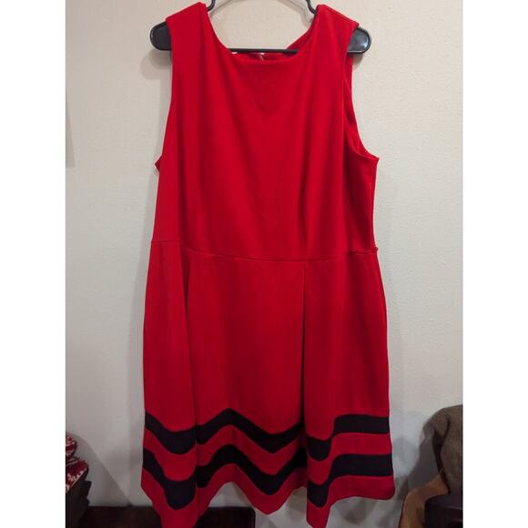 Red A-line style sleeveless dress w/black stripe at hemline size approx XL - Picture 1 of 7